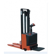 廈門全電動堆高車、倉庫裝卸車、車間堆垛車租賃服務 中金網有色商機平臺助力高效物流